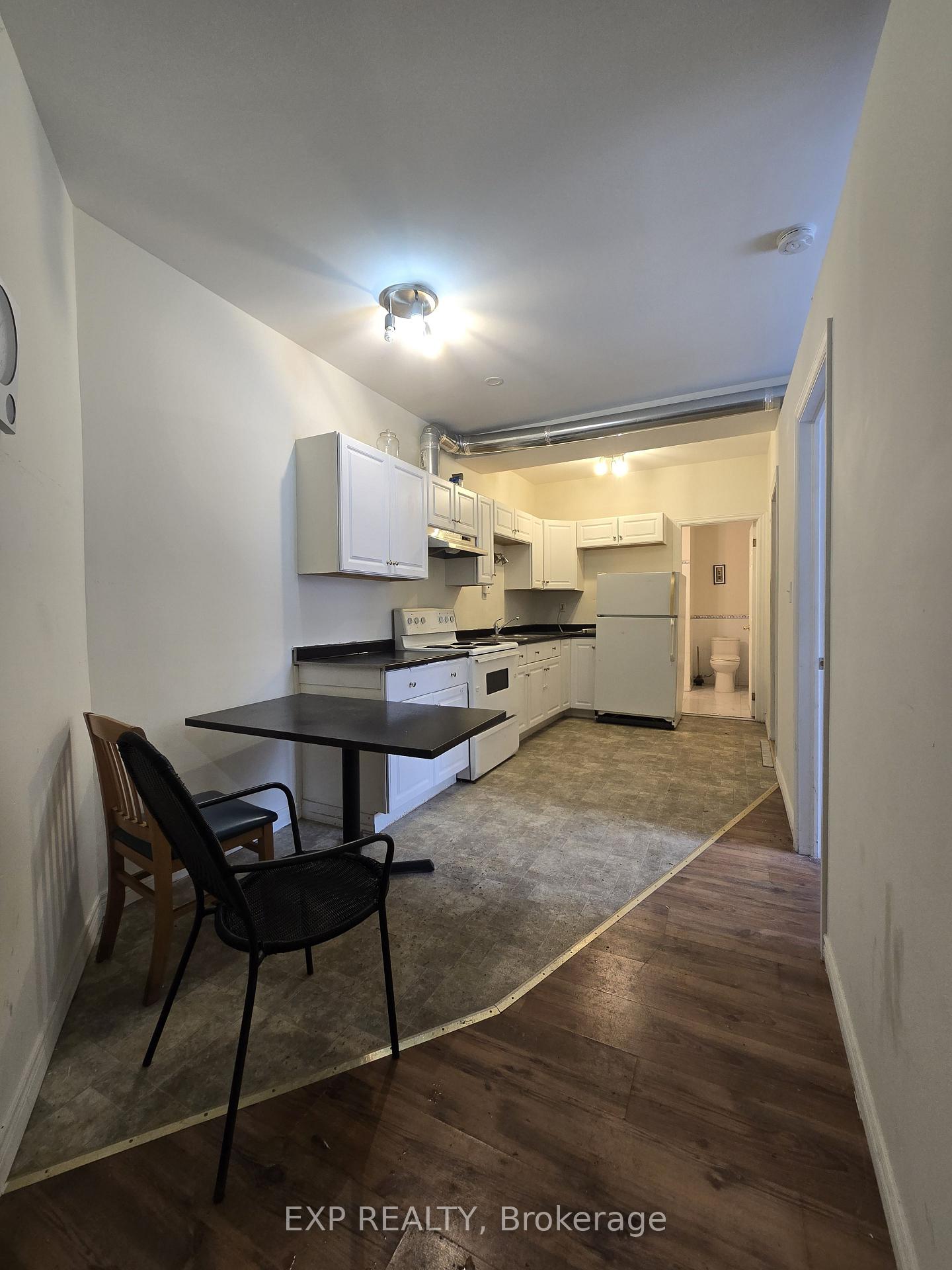 1 - 88 Colborne Street, Brantford, ON, exterior