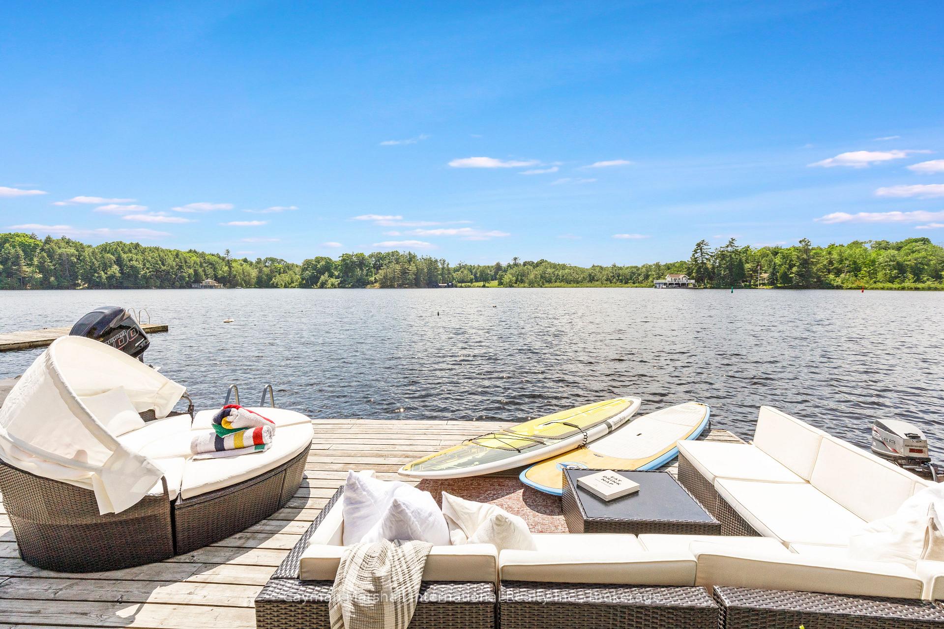 1106 Beaumaris Road, Muskoka Lakes, ON, exterior