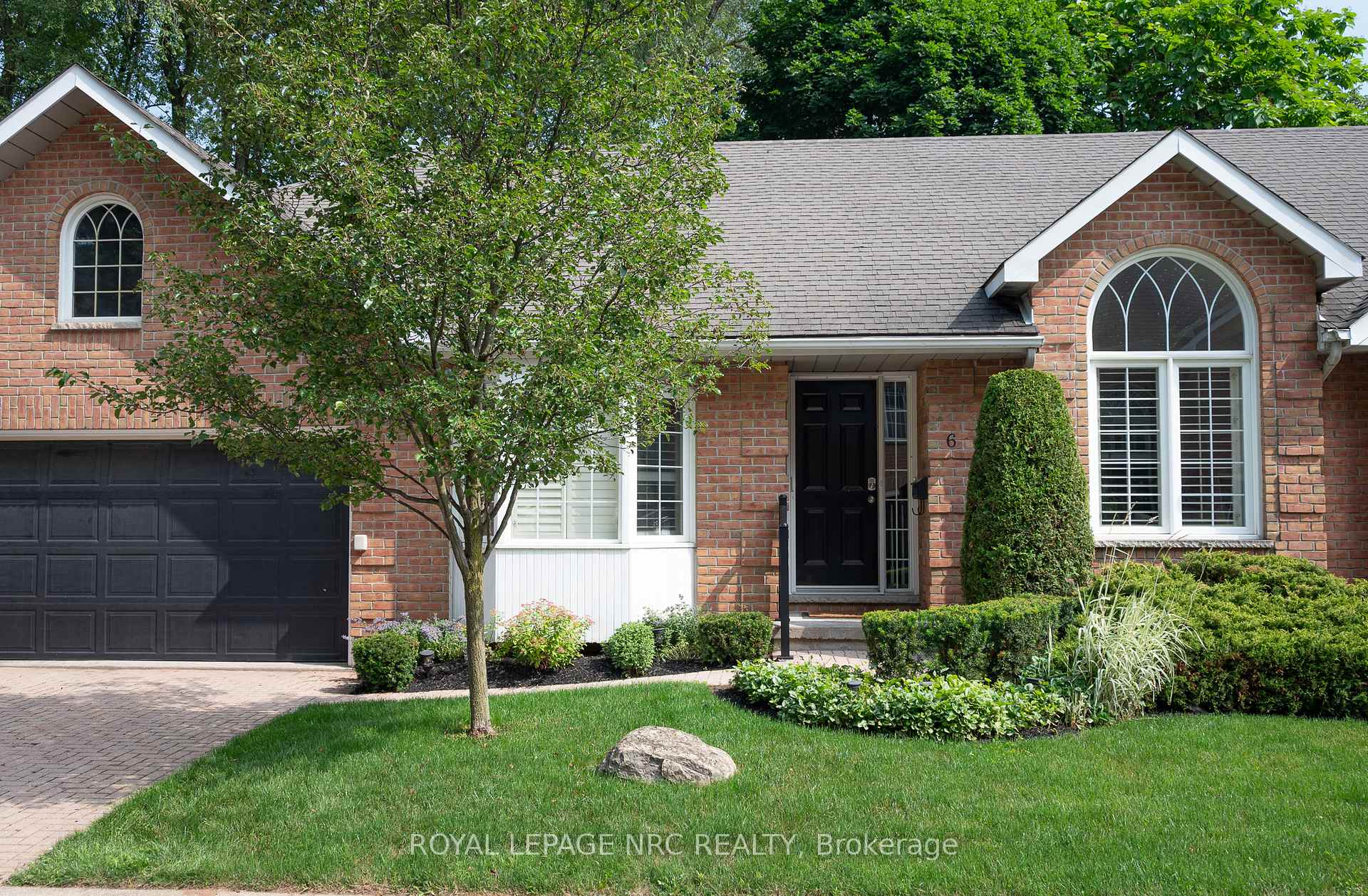 6 - 4667 Portage Road, Niagara Falls, ON, exterior