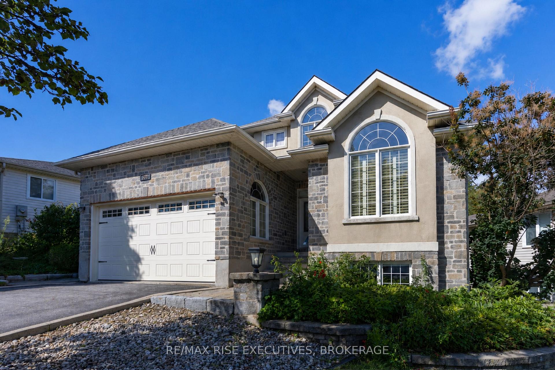 700 Melrose Street, Kingston, ON, exterior