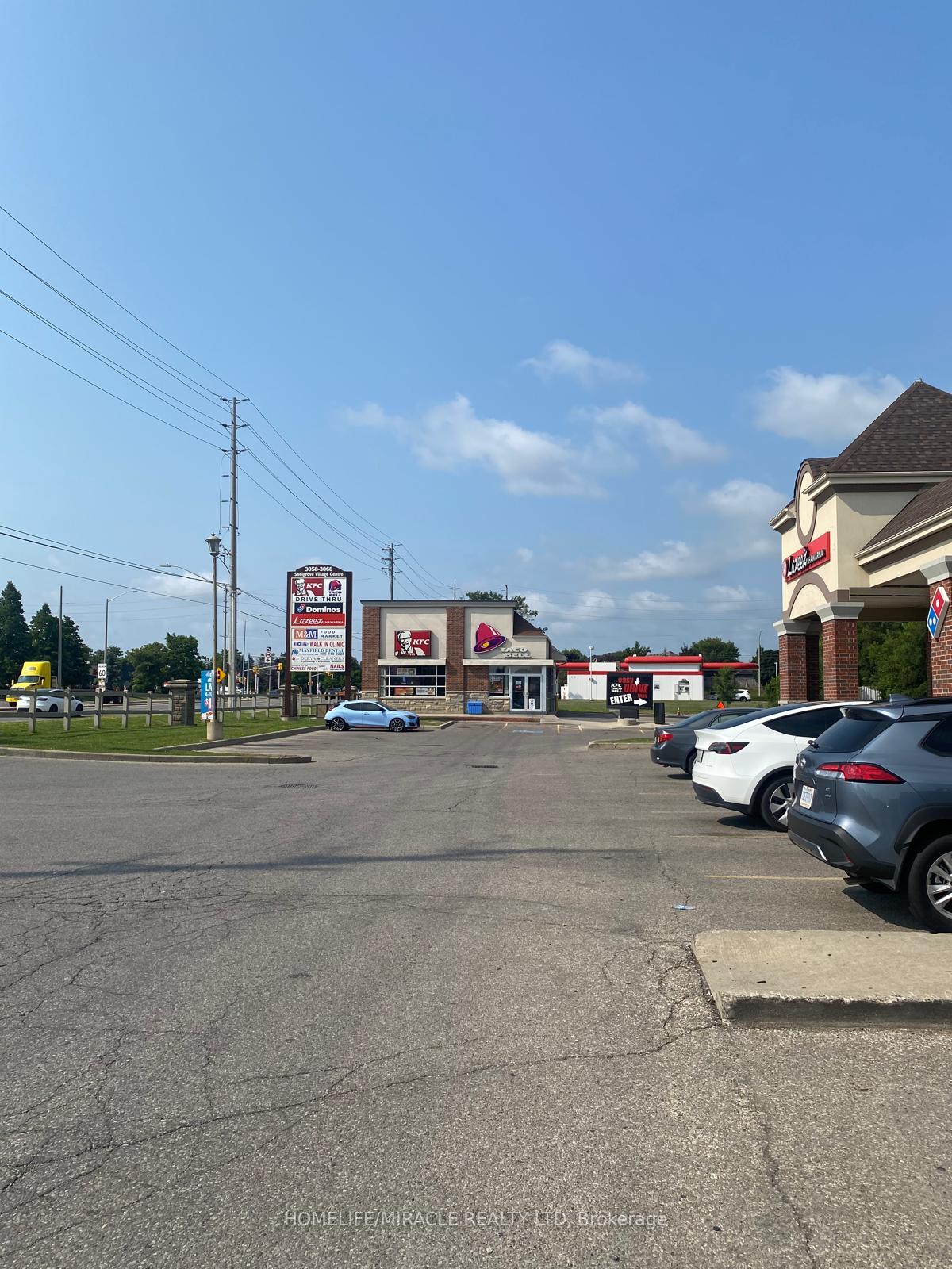 5 - 3068 Mayfield Road, Brampton, ON, exterior