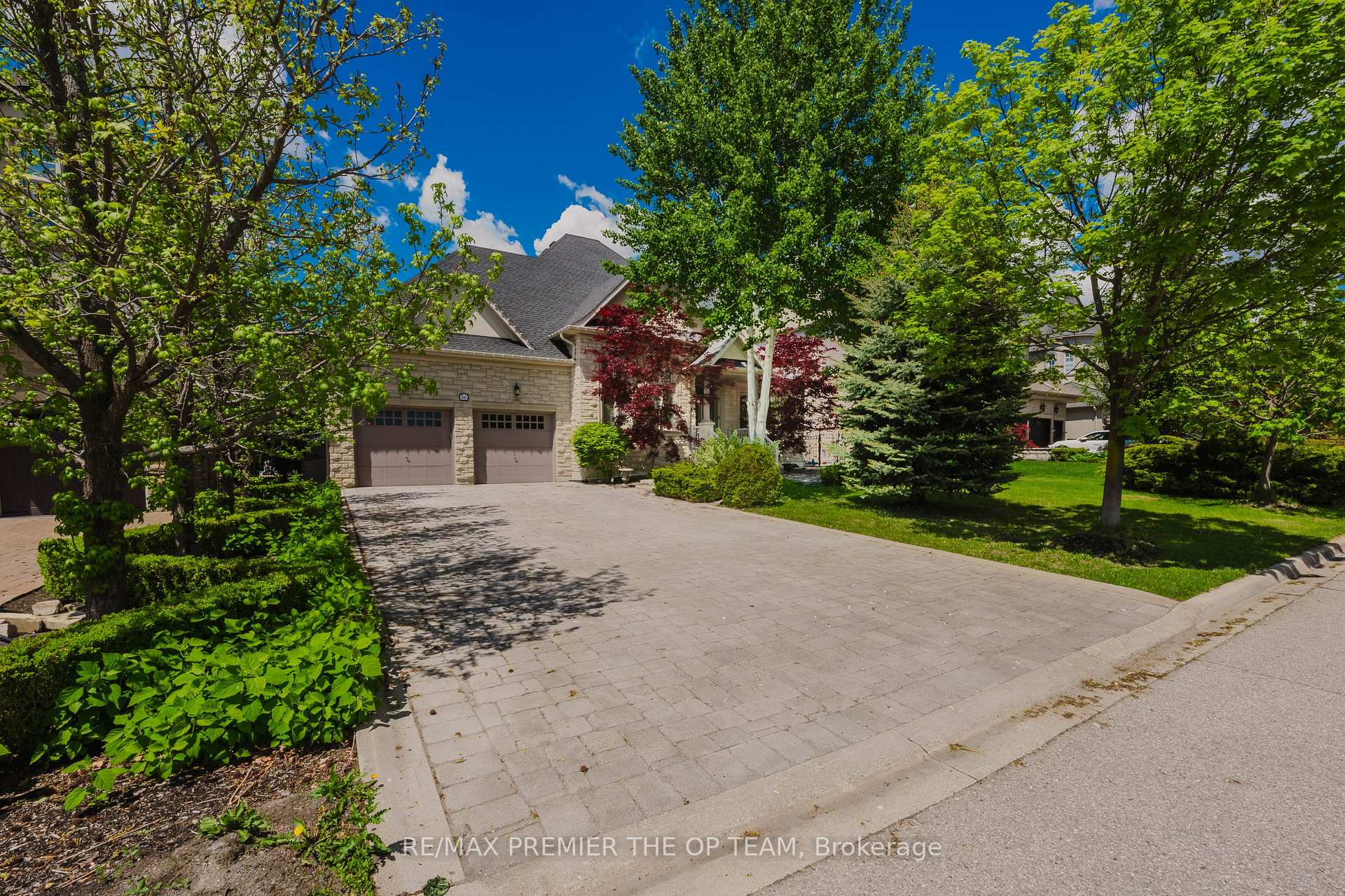 Full - 56 Park Ridge Drive, Vaughan, ON, exterior