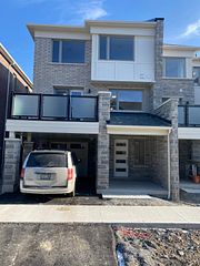3361 Thunderbird Promenade E, Pickering, ON, exterior