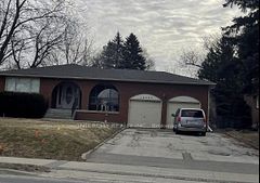 12727 Keele Street, King, ON, exterior
