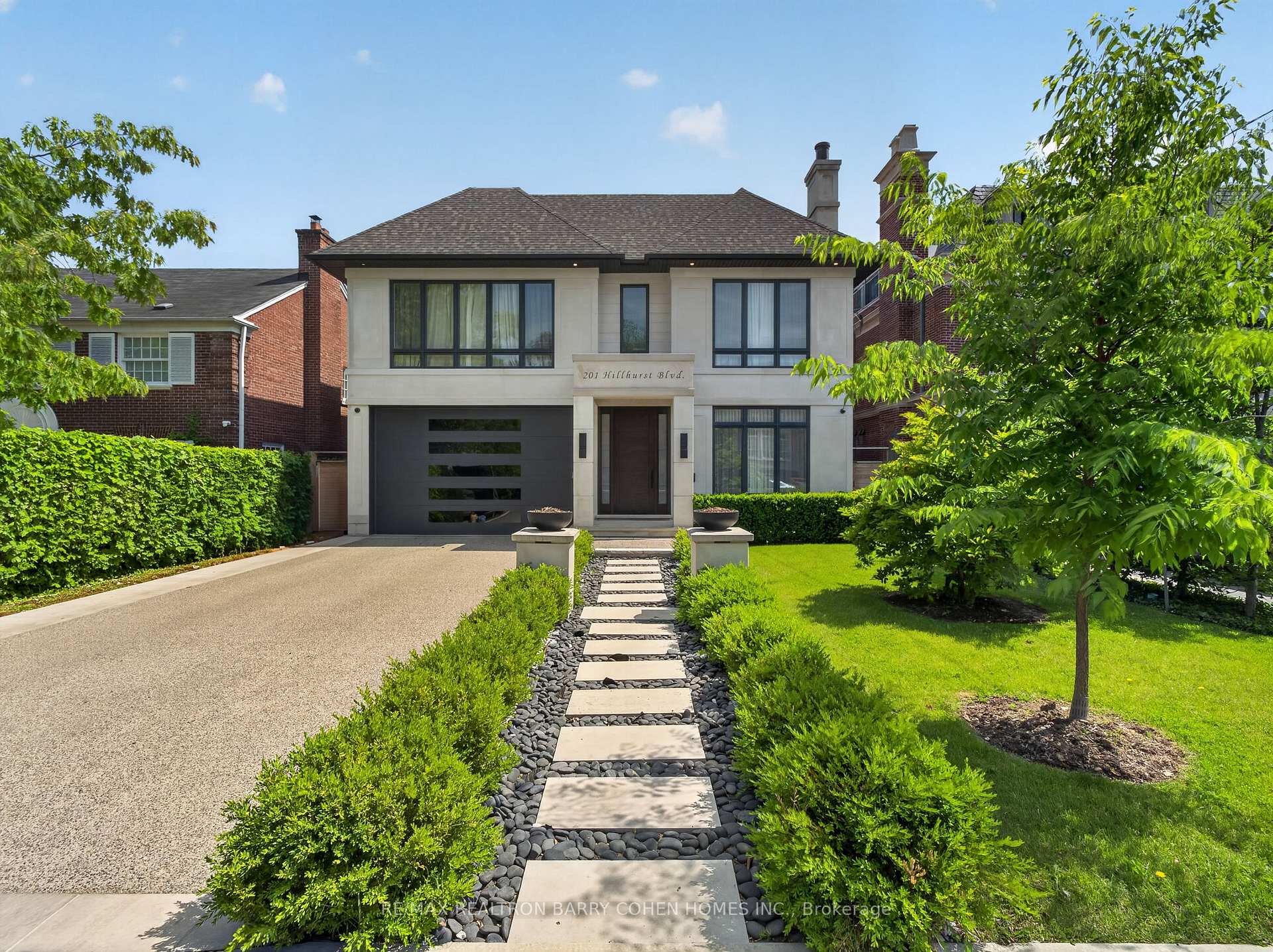 201 Hillhurst Boulevard, Toronto C04, ON, exterior