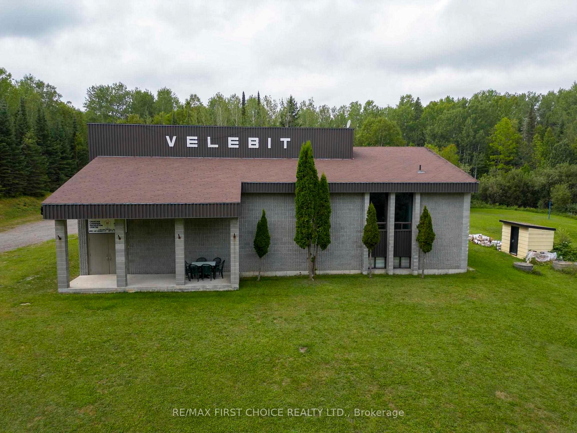 240 Alton Road, Thunder Bay, ON, exterior