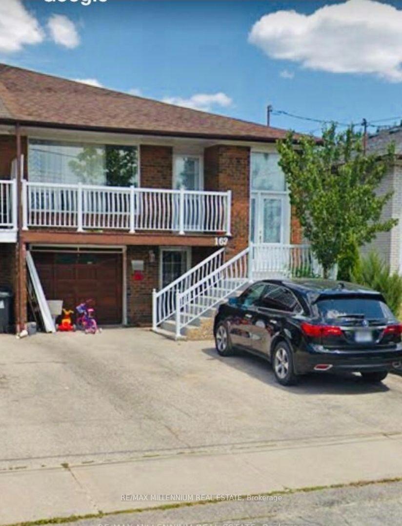 130 Ardwick Boulevard, Toronto W05, ON, exterior