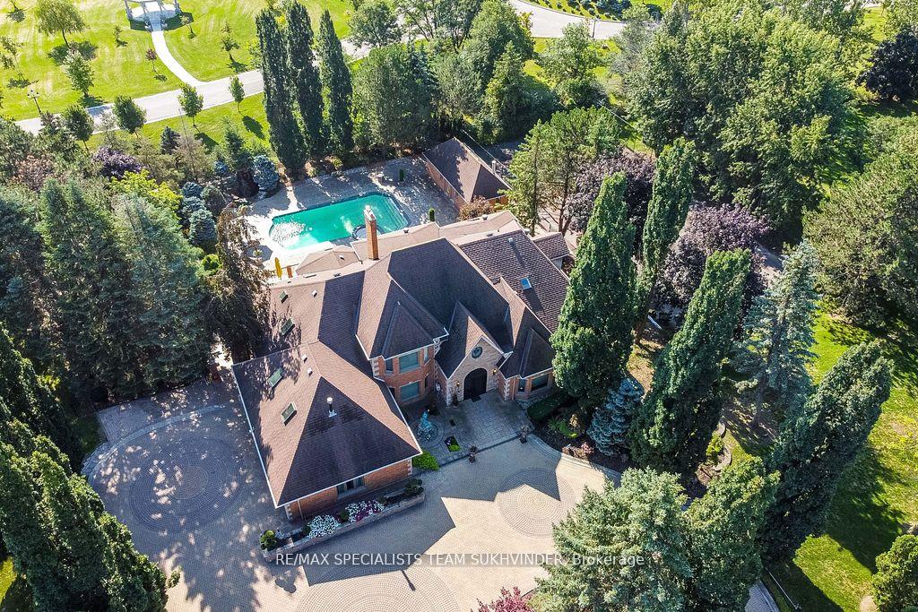 12 Edgeforest Drive, Brampton, ON, exterior