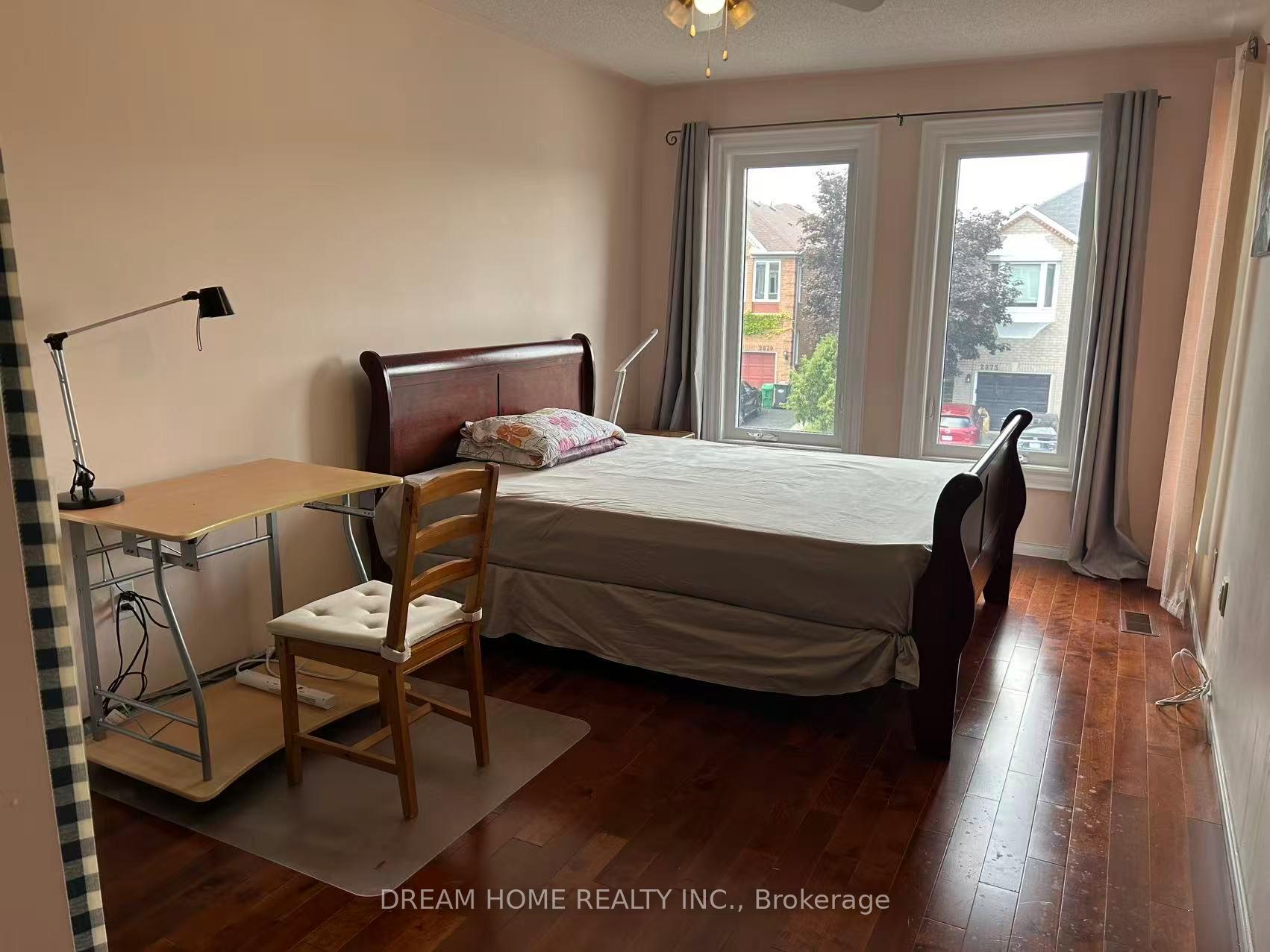 Bedroom 2 - 2876 Westbury Court, Mississauga, ON, exterior