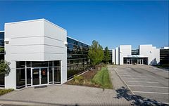 2A - 75 Courtneypark Drive W, Mississauga, ON, exterior