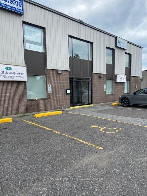 2 - 58 Antares Drive N, Country Place - Pineglen - Crestview and Area, ON, exterior