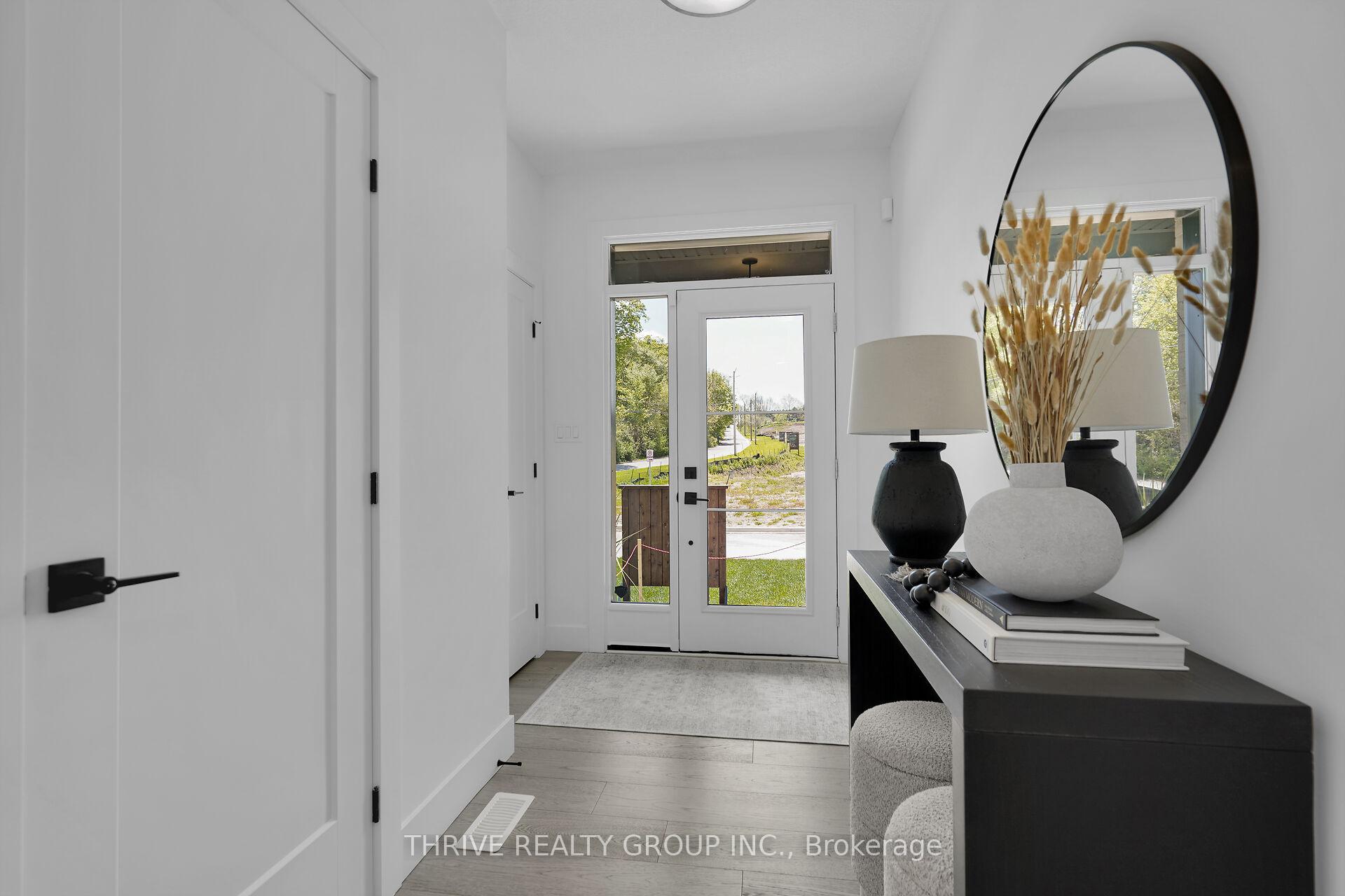 81 - 101 Meadowlily Road S, London South, ON, exterior