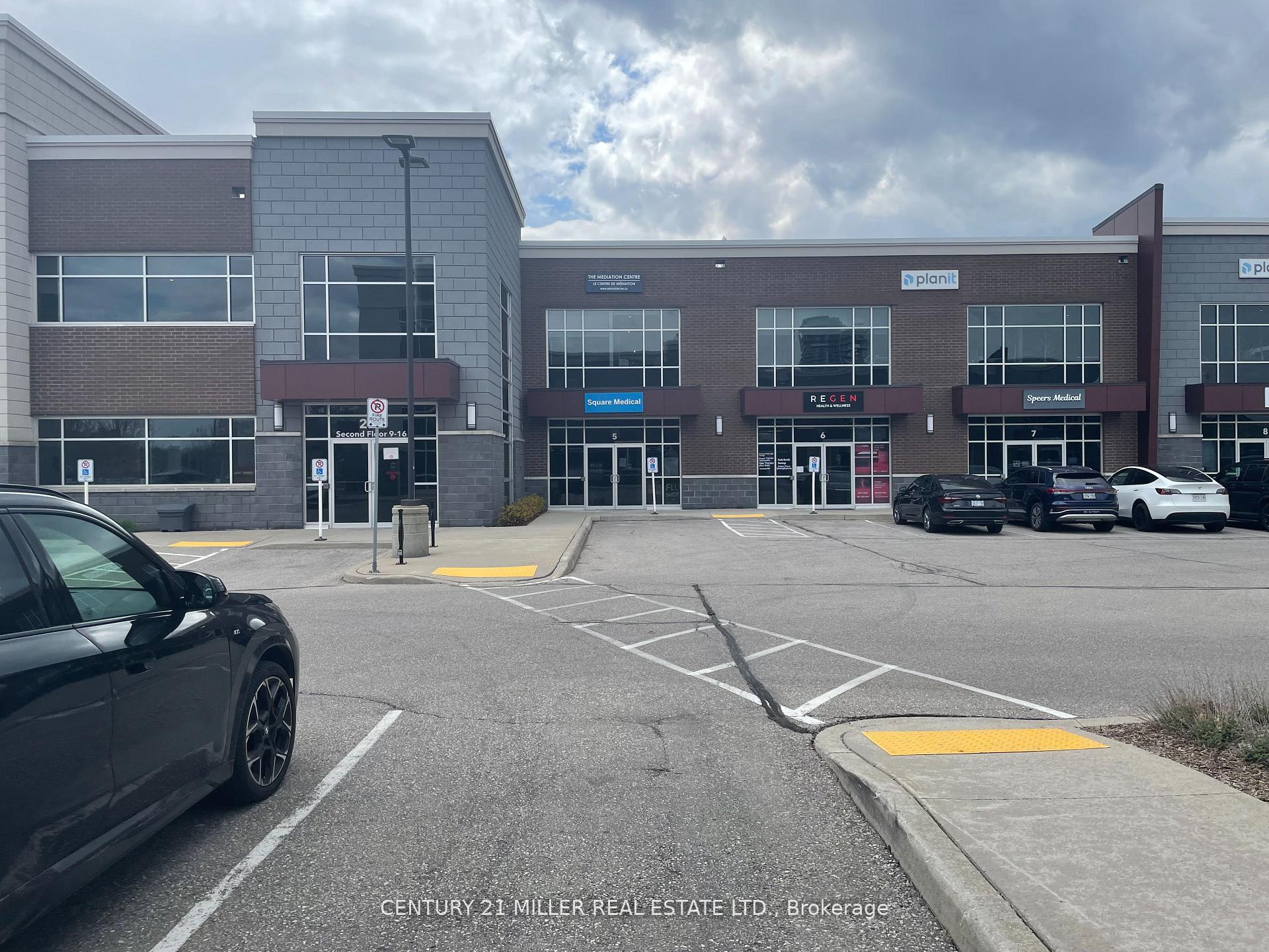 15 & 16 - 225 SPEERS Road, Oakville, ON, exterior