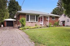 683 College Avenue, Woodstock, ON, exterior