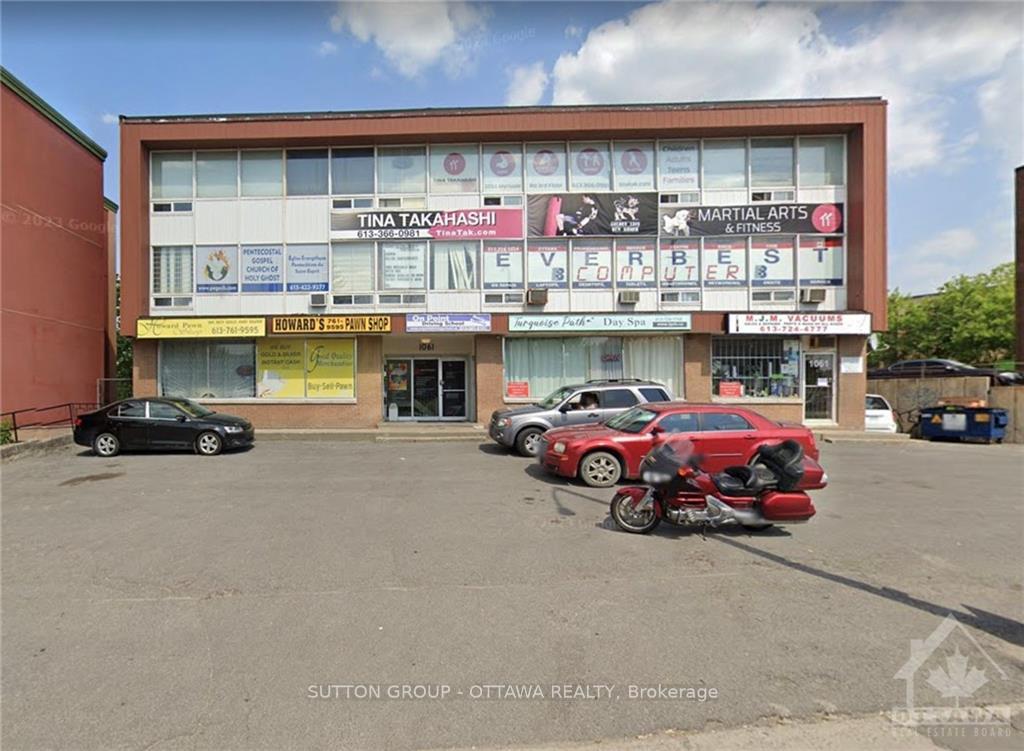 204 - 1061 Merivale Road, Carlington - Central Park, ON, exterior