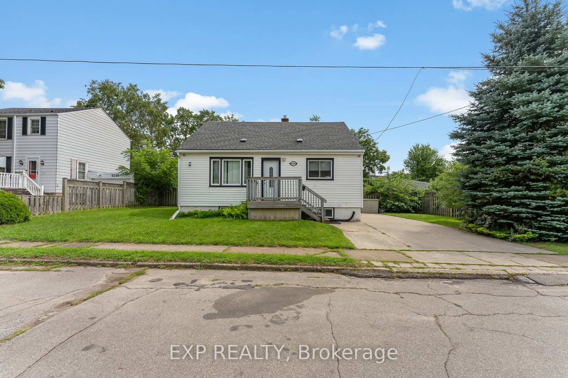 6304 Finlay Avenue, Niagara Falls, ON, exterior