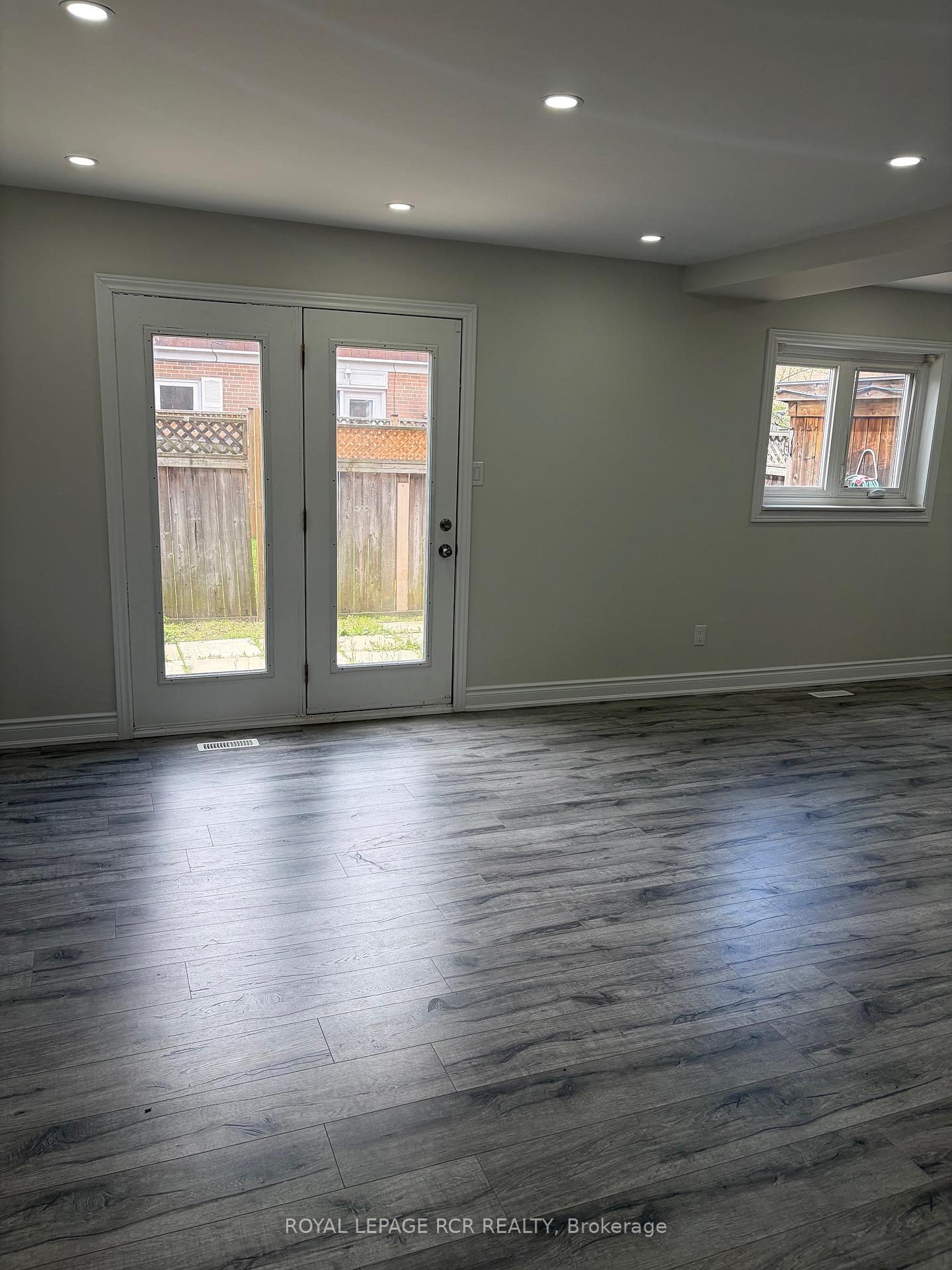41 Town House Crescent, Brampton, ON, exterior