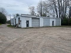 20 Carlisle Road, Hamilton, ON, exterior