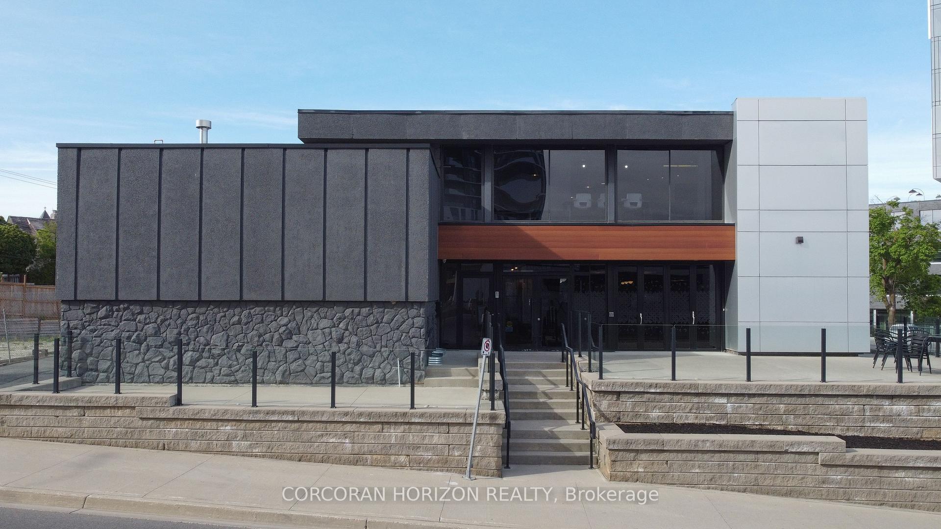 618 King Street W, Kitchener, ON, exterior