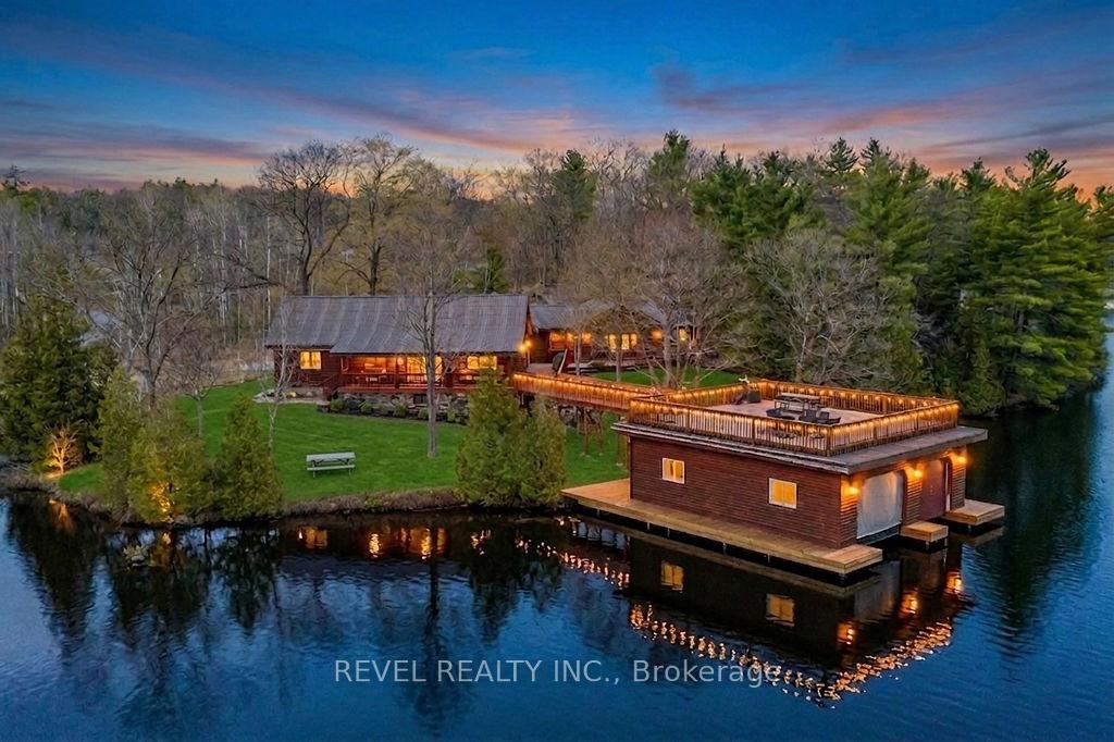 180 Lake Road, Georgian Bay, ON, exterior