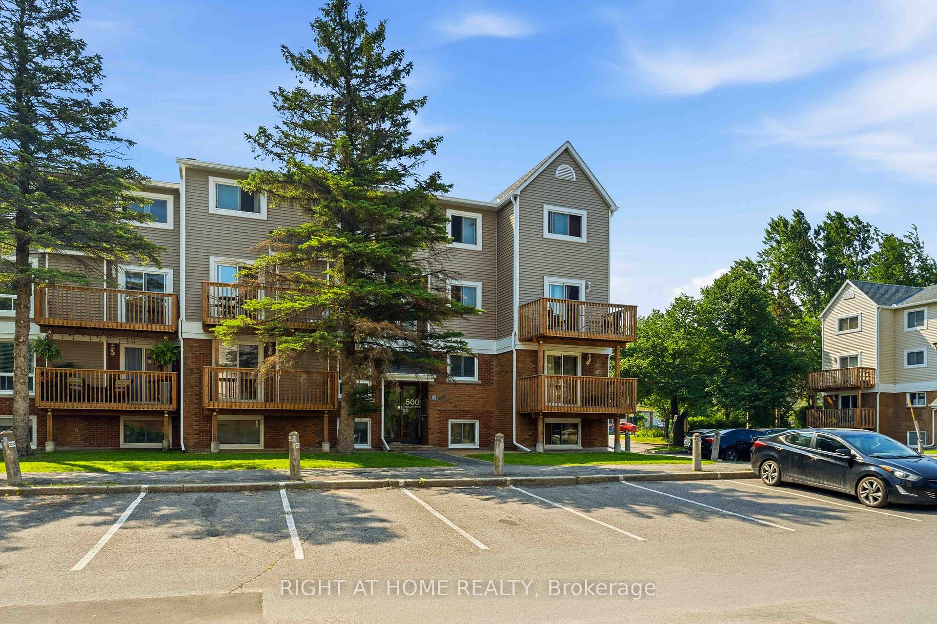 3 - 500 FENERTY Court, Kanata, ON, exterior