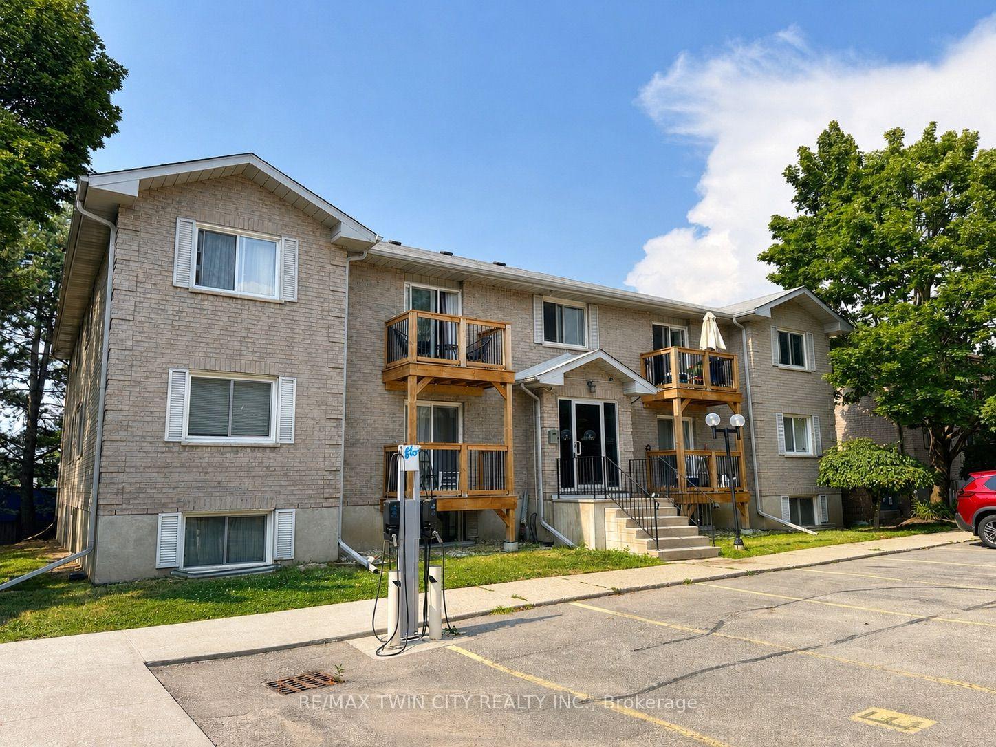 402 - 266 Overlea Drive, Kitchener, ON, exterior
