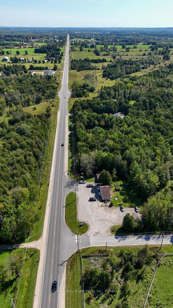 317558 and 317560 Highway 6 And 10 Highway S, Georgian Bluffs, ON, exterior