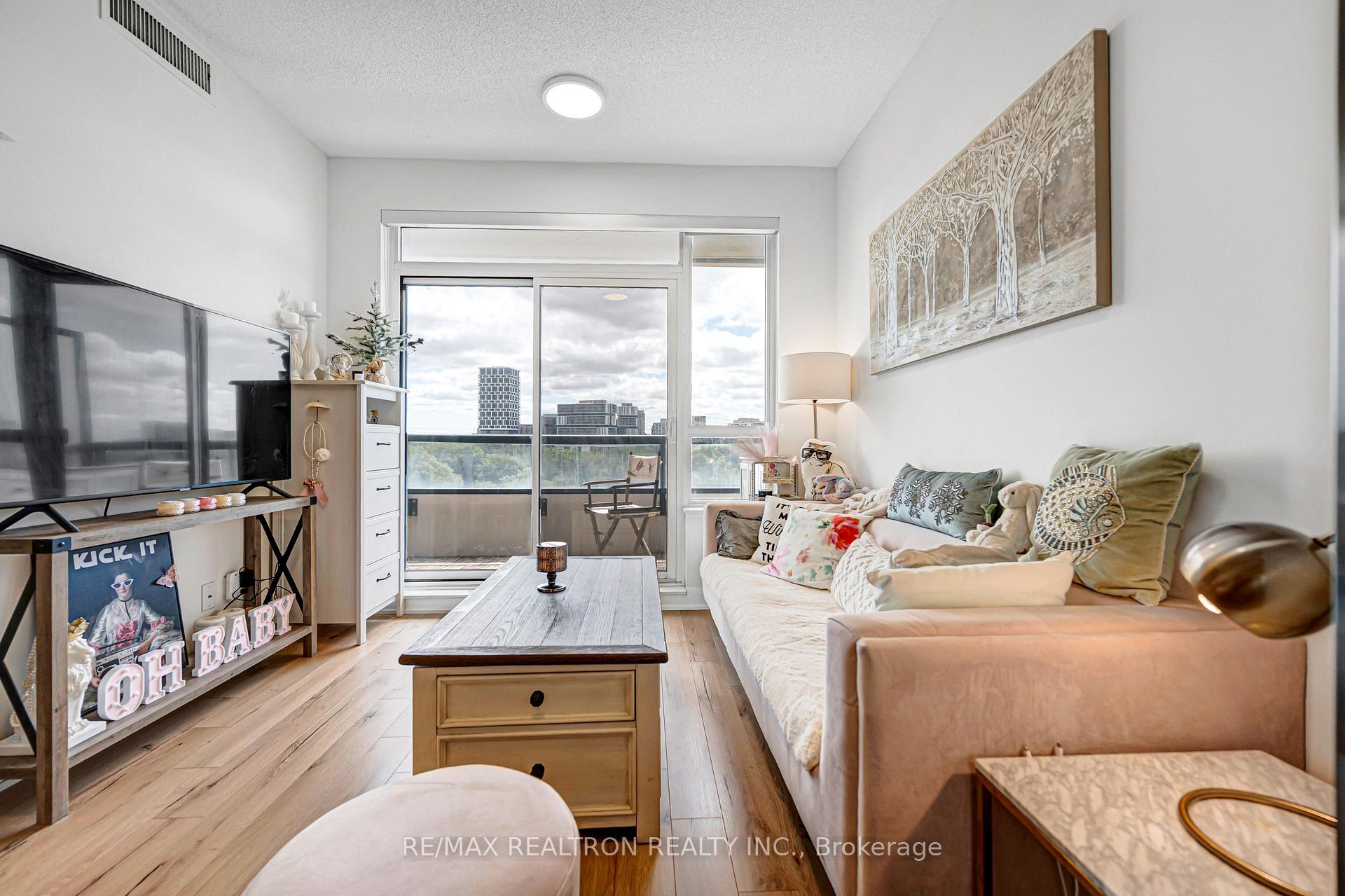 715 - 15 Water Walk Drive, Markham, ON, exterior