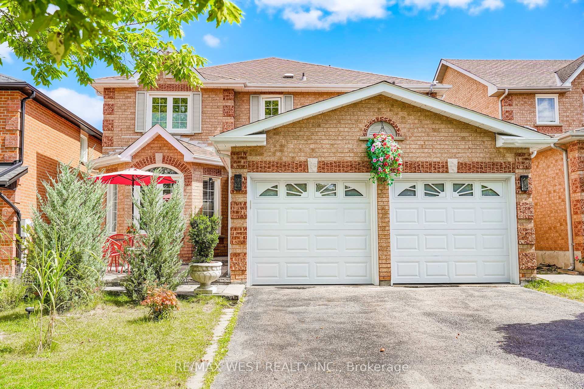 67 Dawlish Avenue, Aurora, ON, exterior