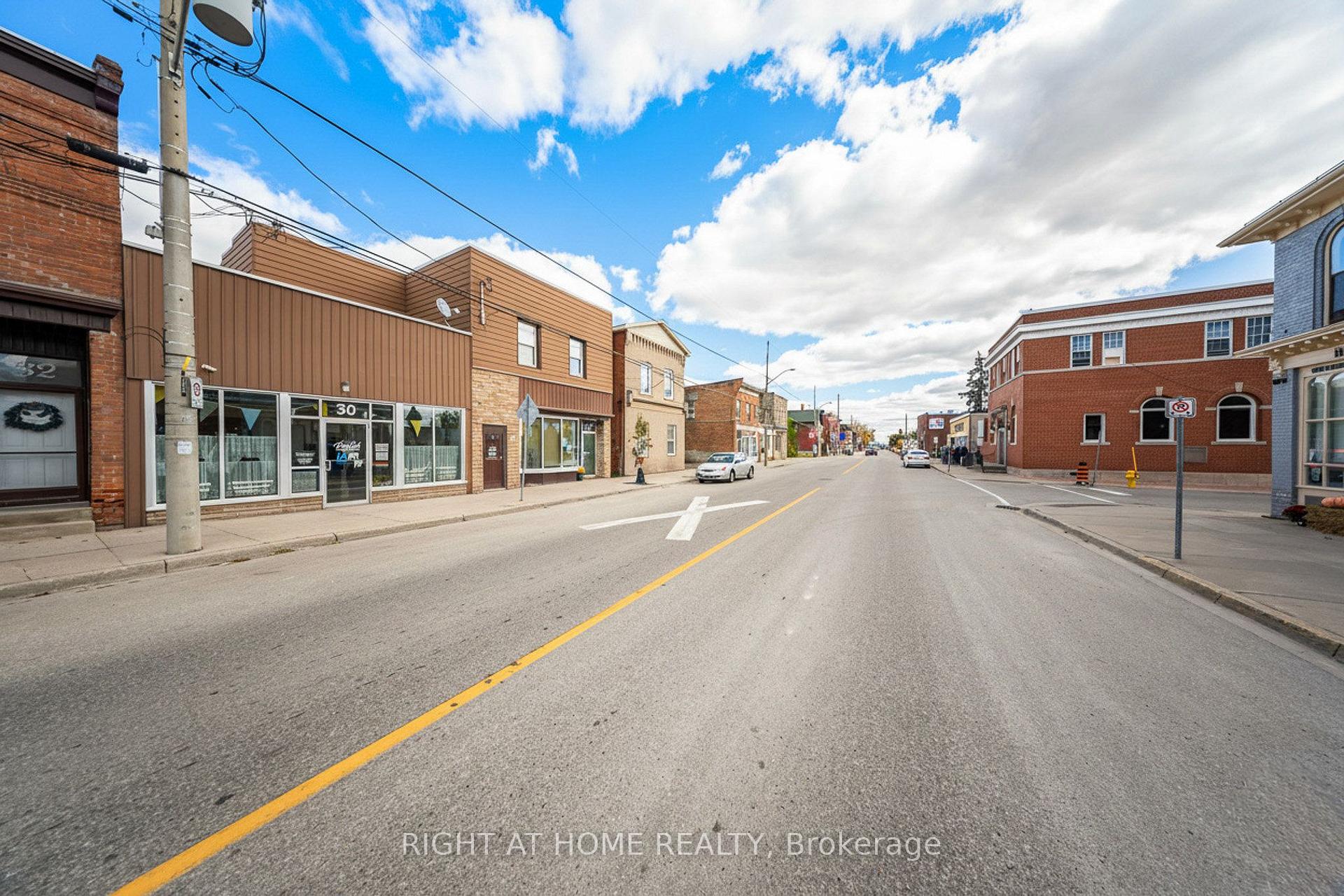 28-30 King Street W, Haldimand, ON, exterior