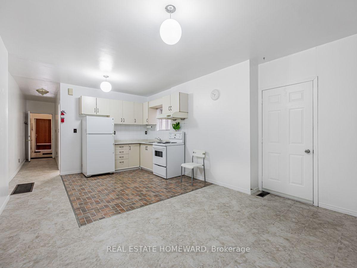 2438 Danforth Avenue, Toronto E02, ON, exterior