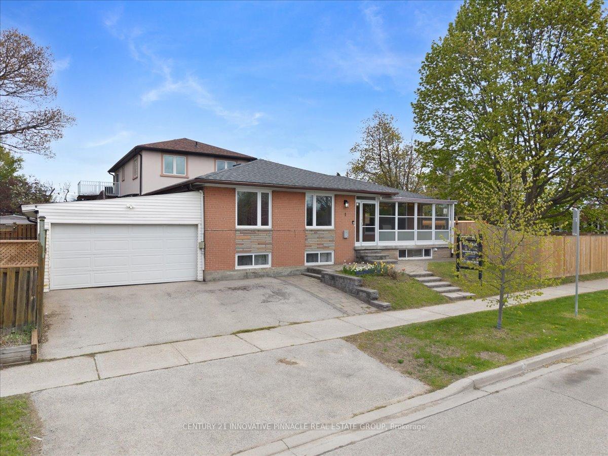 1 Judhaven Road, Toronto W10, ON, exterior