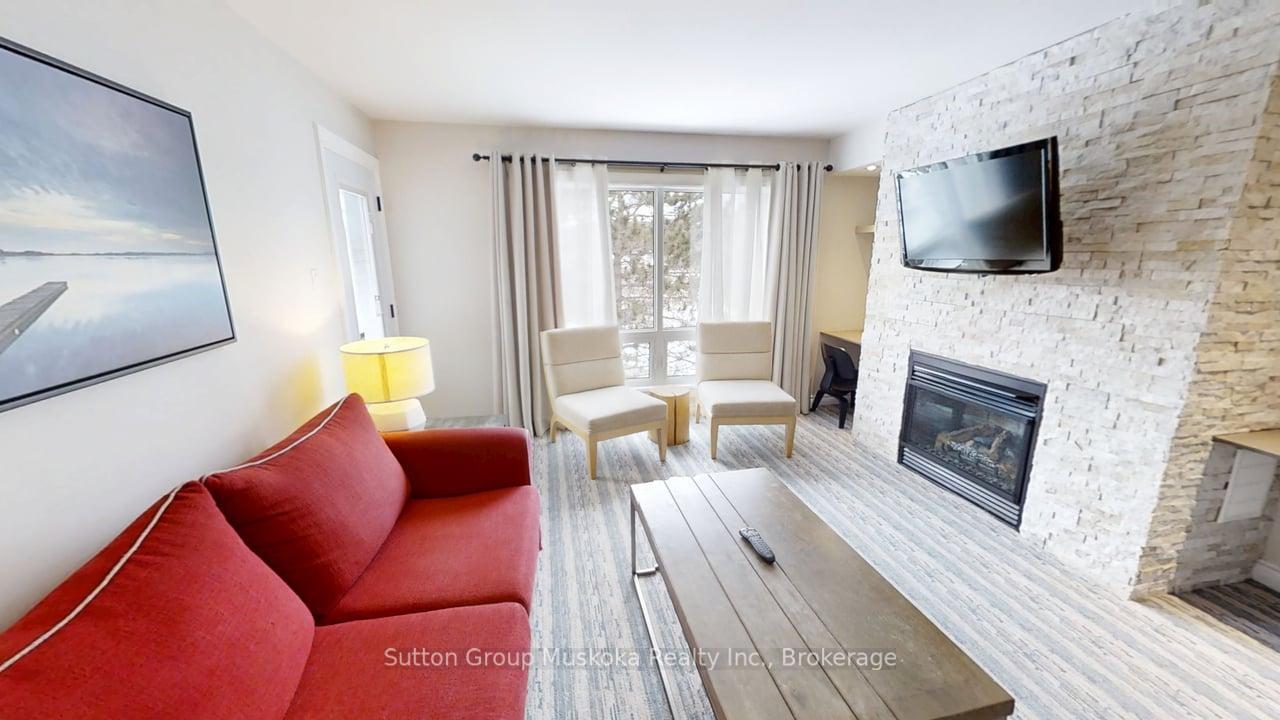 52-305 - 1235 Deerhurst Drive, Huntsville, ON, exterior