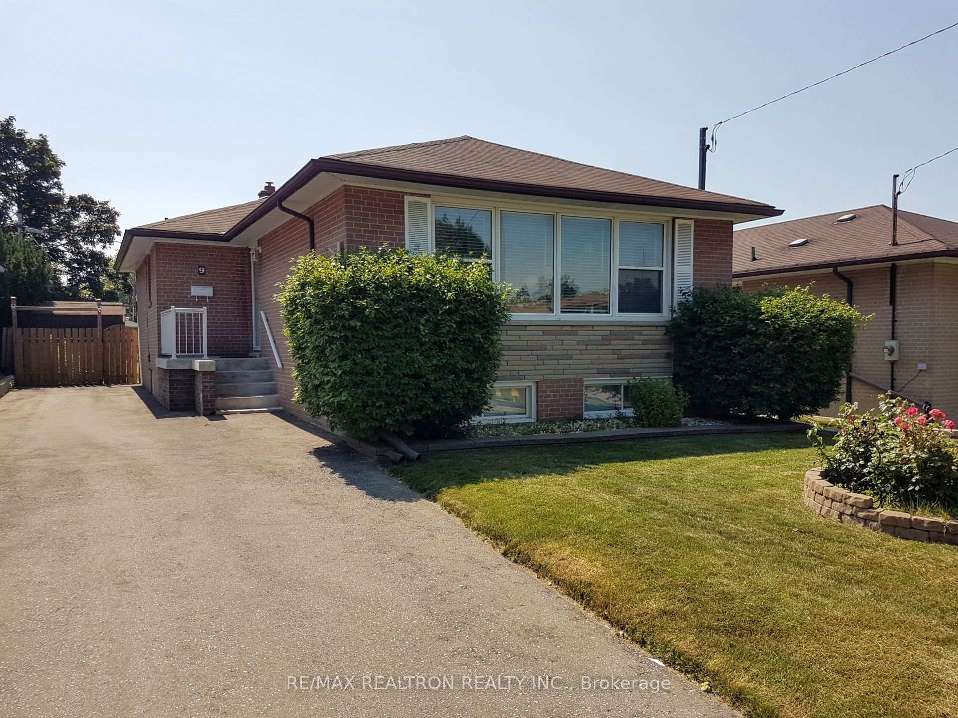 9 Stanwell Drive, Toronto E09, ON, exterior