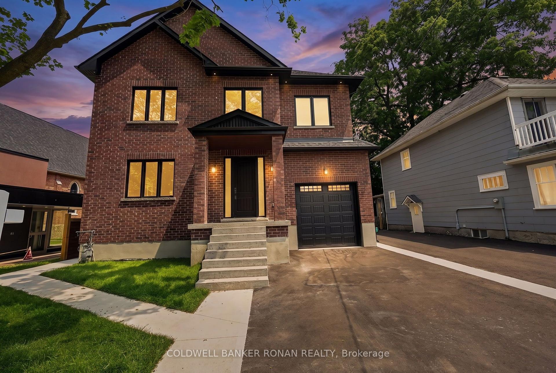 59 Walkem Drive, New Tecumseth, ON, exterior