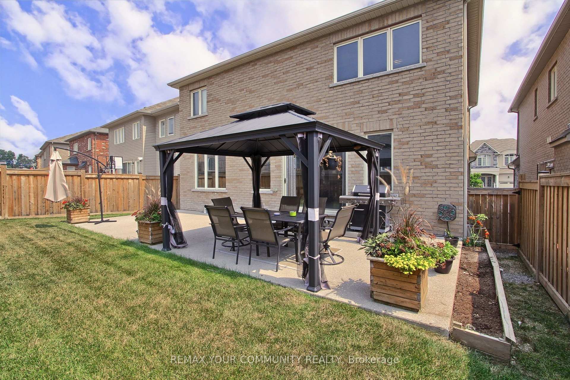 26 Hodgson Road, Bradford West Gwillimbury, ON, exterior