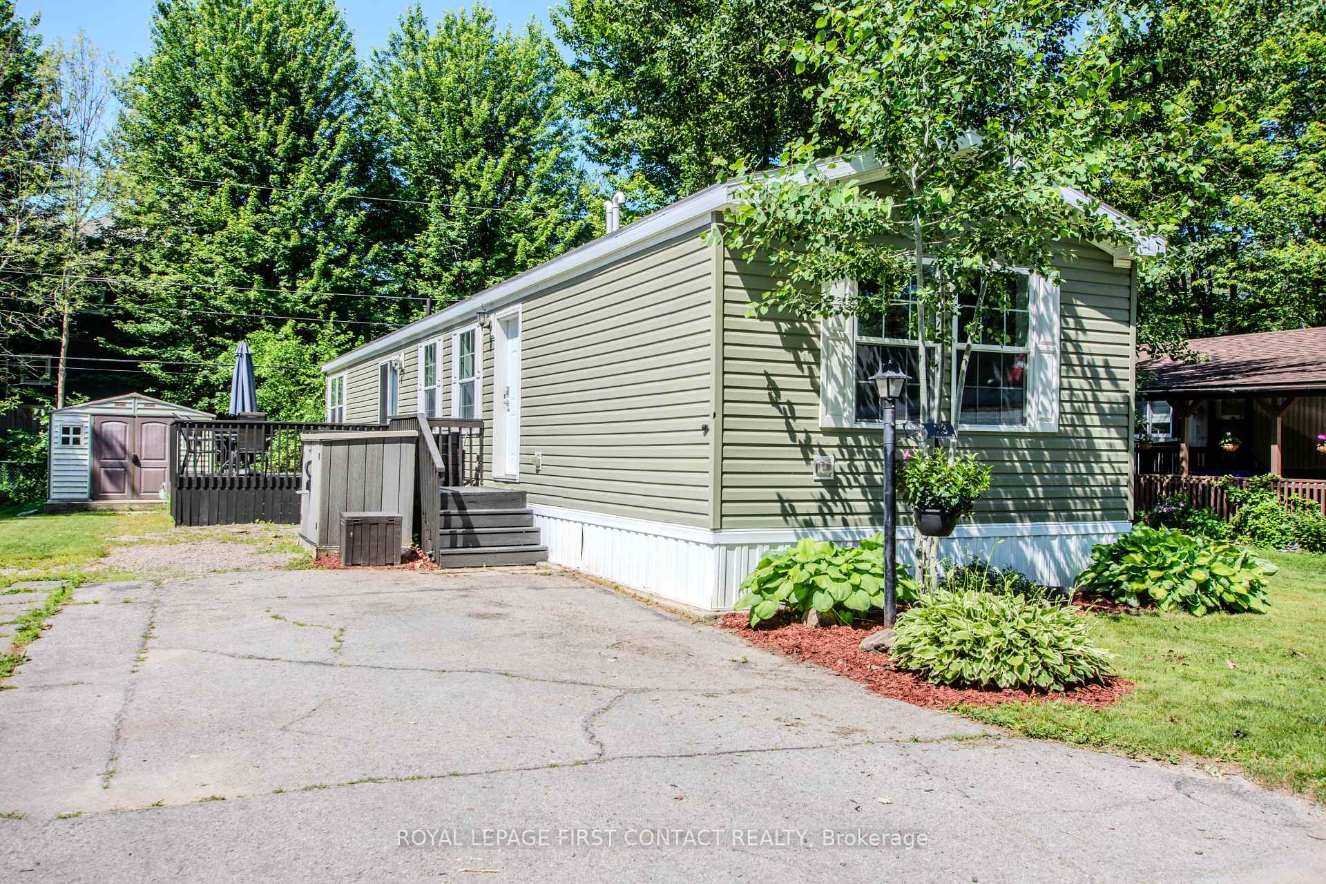 23 Georgian Glen Drive, Wasaga Beach, ON, exterior