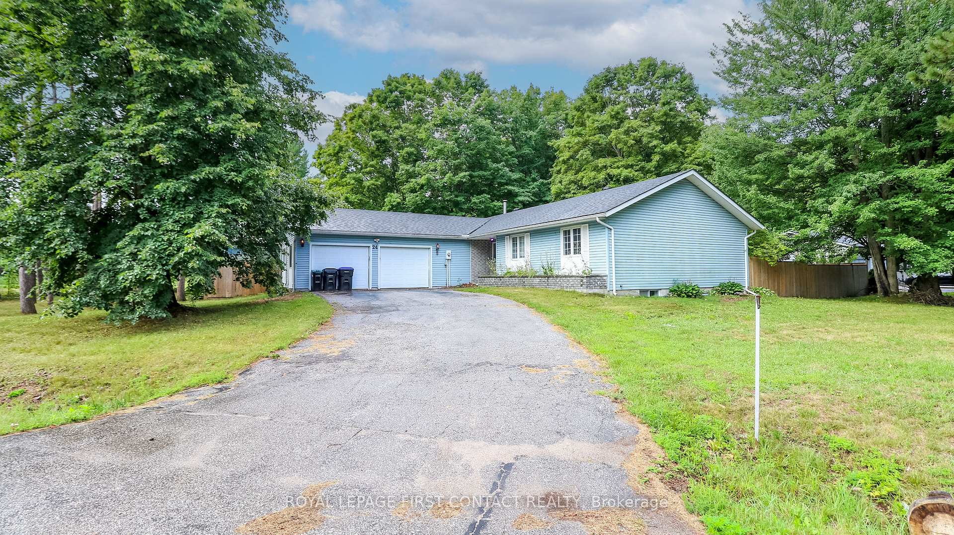 24 Howard Avenue, Tiny, ON, exterior