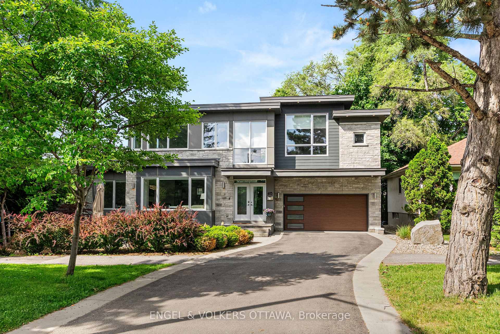 615 Island Park Crescent, Tunneys Pasture and Ottawa West, ON, exterior