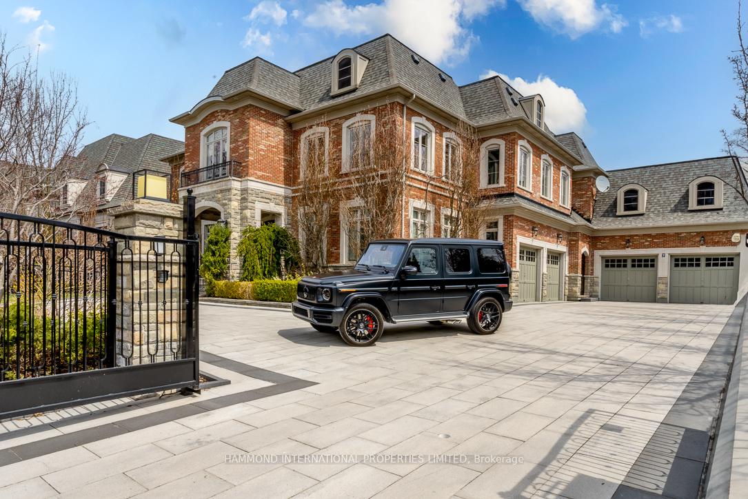 7 Maryvale Crescent, Richmond Hill, ON, exterior