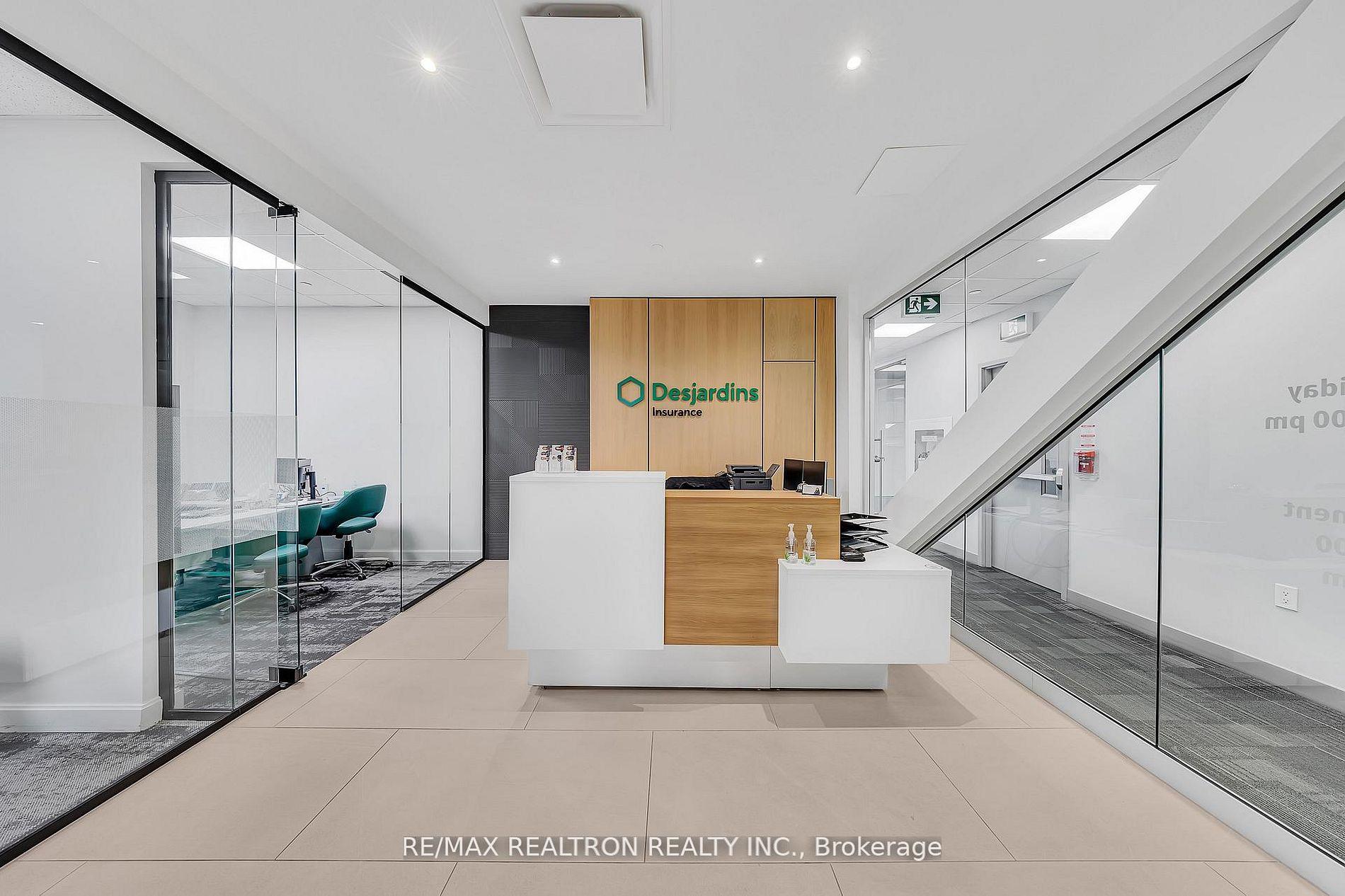 204 - 2855 Markham Road, Toronto E11, ON, exterior