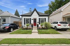 11 Esther Street, Brantford, ON, exterior