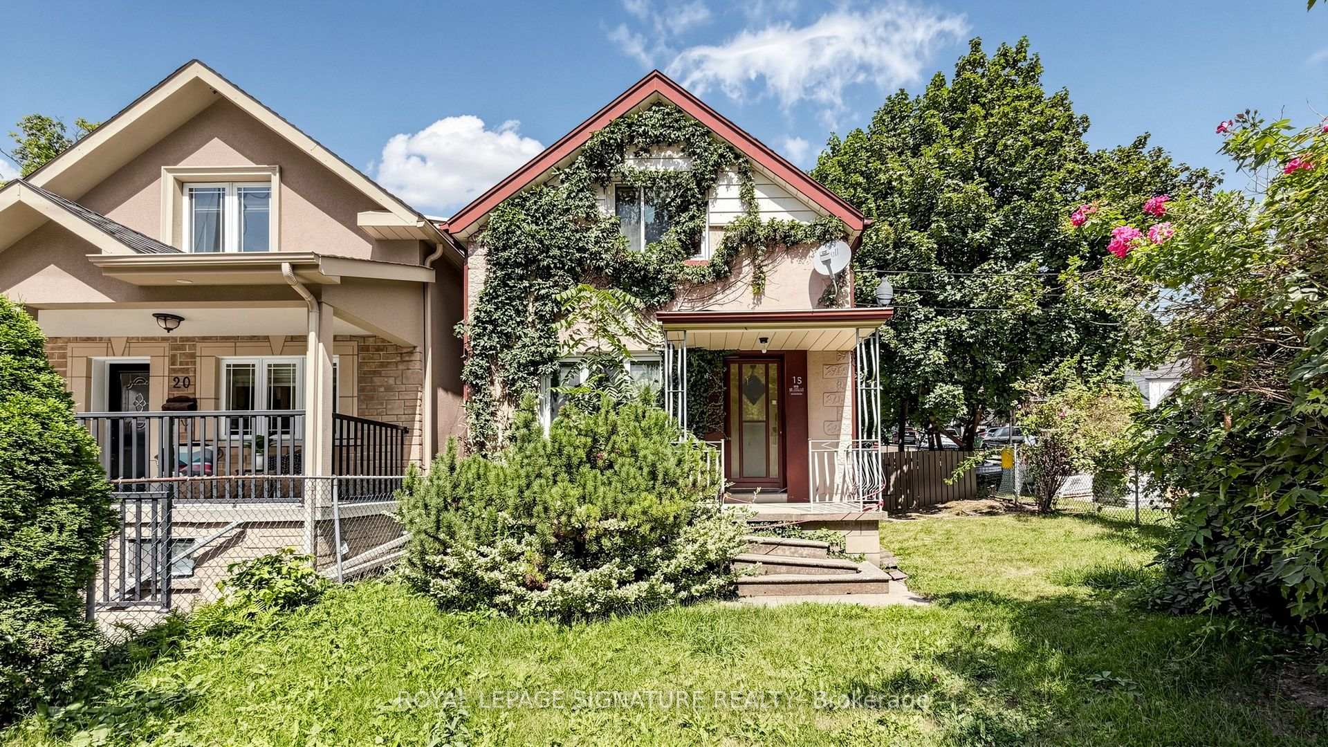 18 Dunraven Drive, Toronto W03, ON, exterior