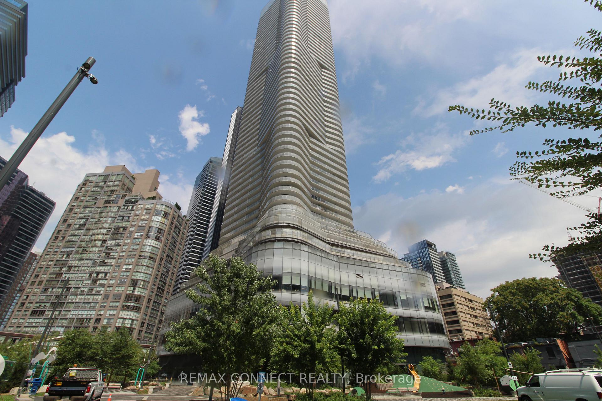 # 324 - 15 Wellesley Street W, Toronto C01, ON, exterior