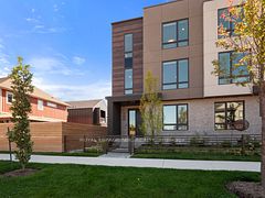 100 Moody Street, Pelham, ON, exterior