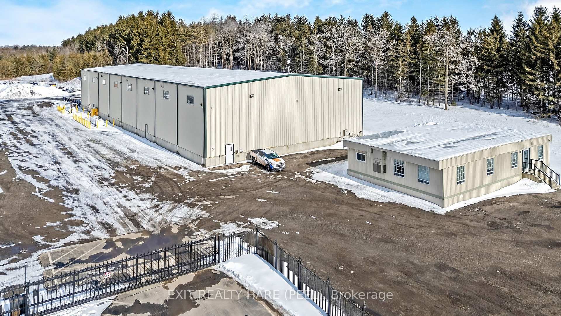 20383 Hurontario Street, Caledon, ON, exterior