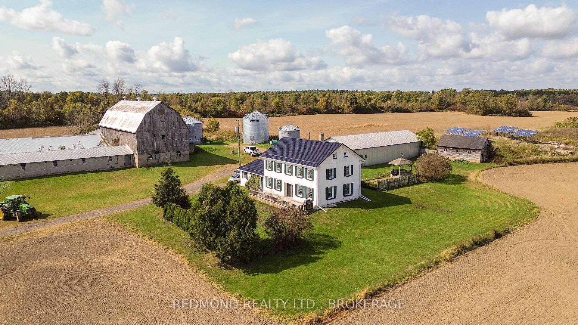 1388 County 2 Road, Leeds and the Thousand Islands, ON, exterior