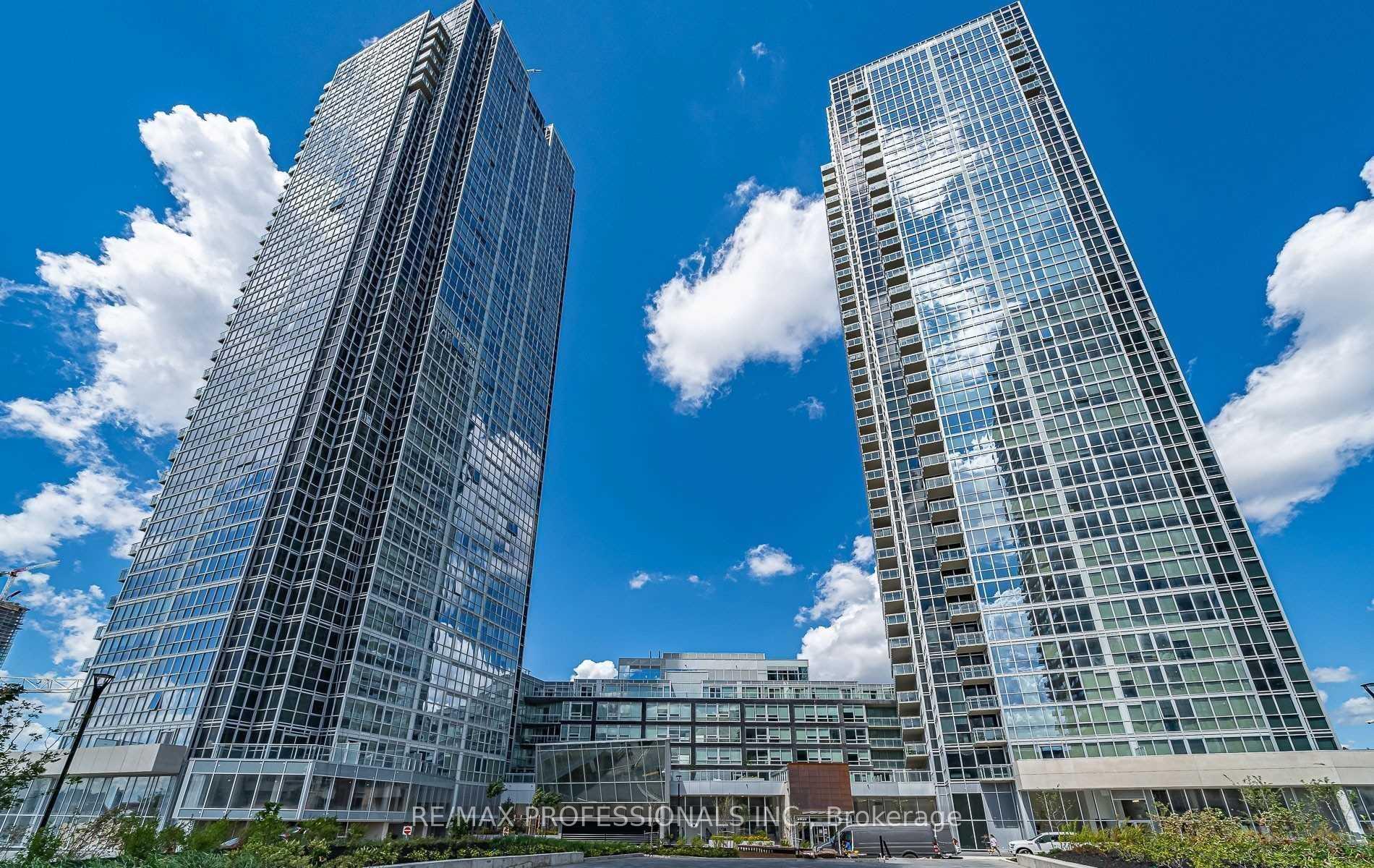 3209 - 2916 Highway 7 Road, Vaughan, ON, exterior