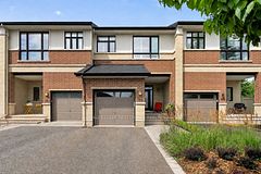 184 Mattingly Way, Blossom Park - Airport and Area, ON, exterior