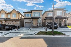 2688 Sapphire Drive, Pickering, ON, exterior